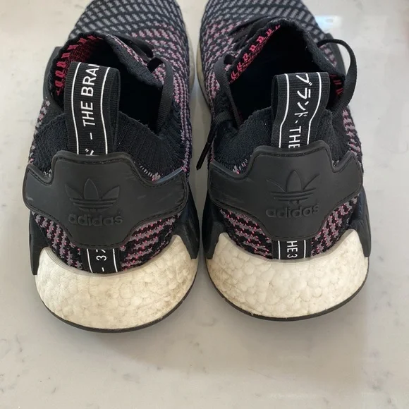 Adidas NMD_R1 solar pink, black, gray CQ2386 men’s size 9 - Picture 3 of 6